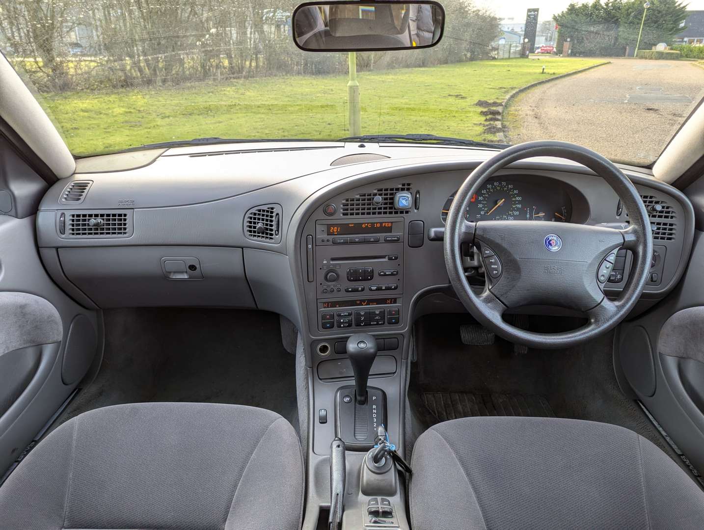 <p>2001 SAAB 9-5 AUTO LIMOUSINE</p>