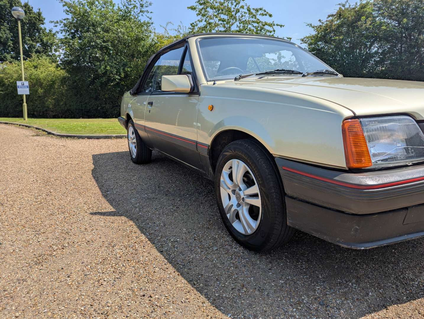 <p>1987 VAUXHALL CAVALIER 1.8 CABRIO</p>