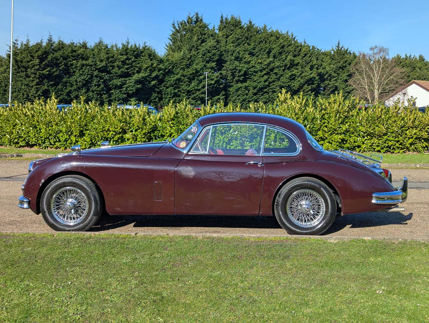 <p>1959 JAGUAR XK 150</p>