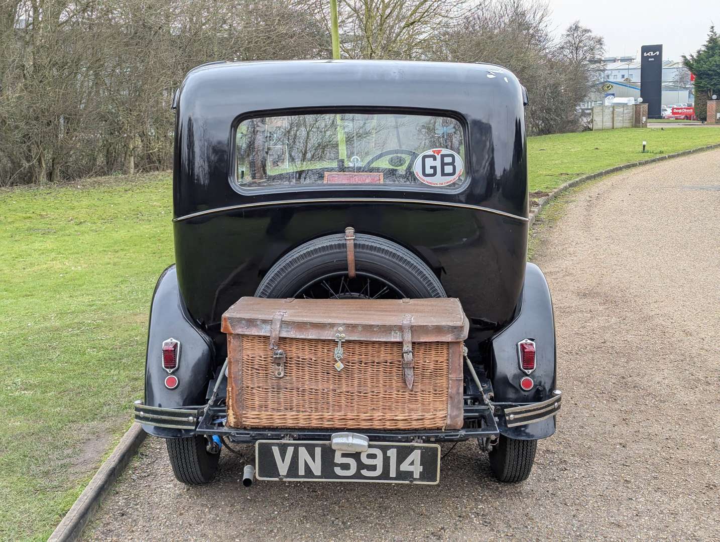 <p>1934 MORRIS 10/4</p>
