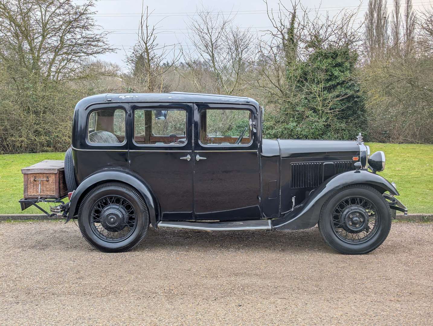 <p>1934 MORRIS 10/4</p>