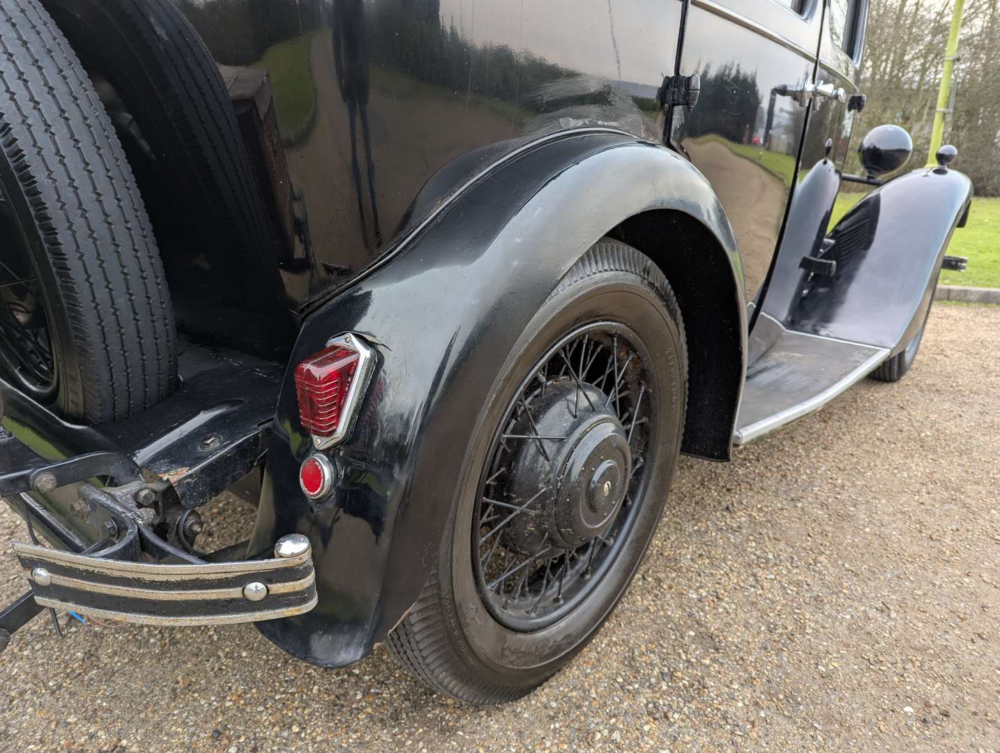 <p>1934 MORRIS 10/4</p>