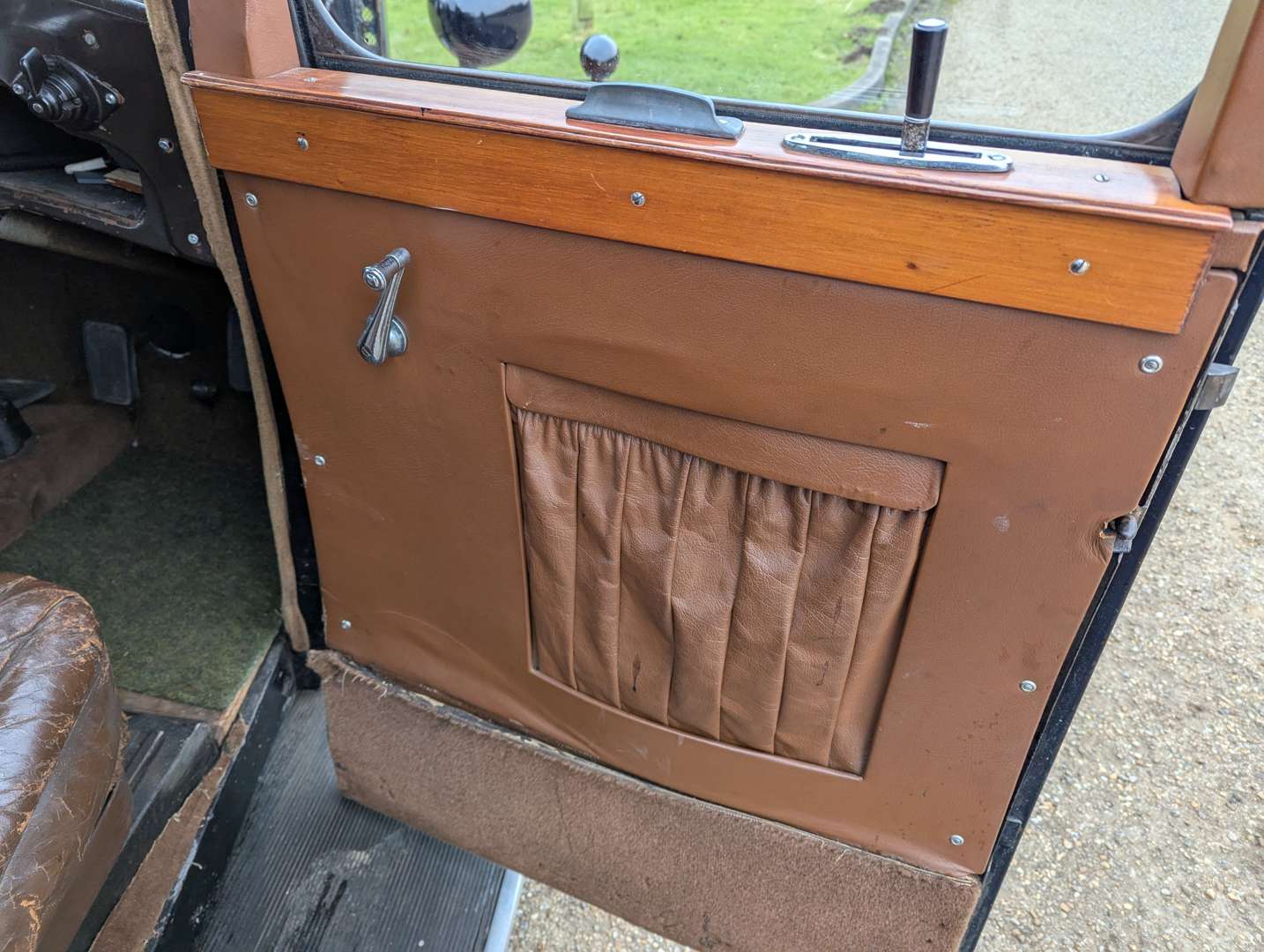 <p>1934 MORRIS 10/4</p>