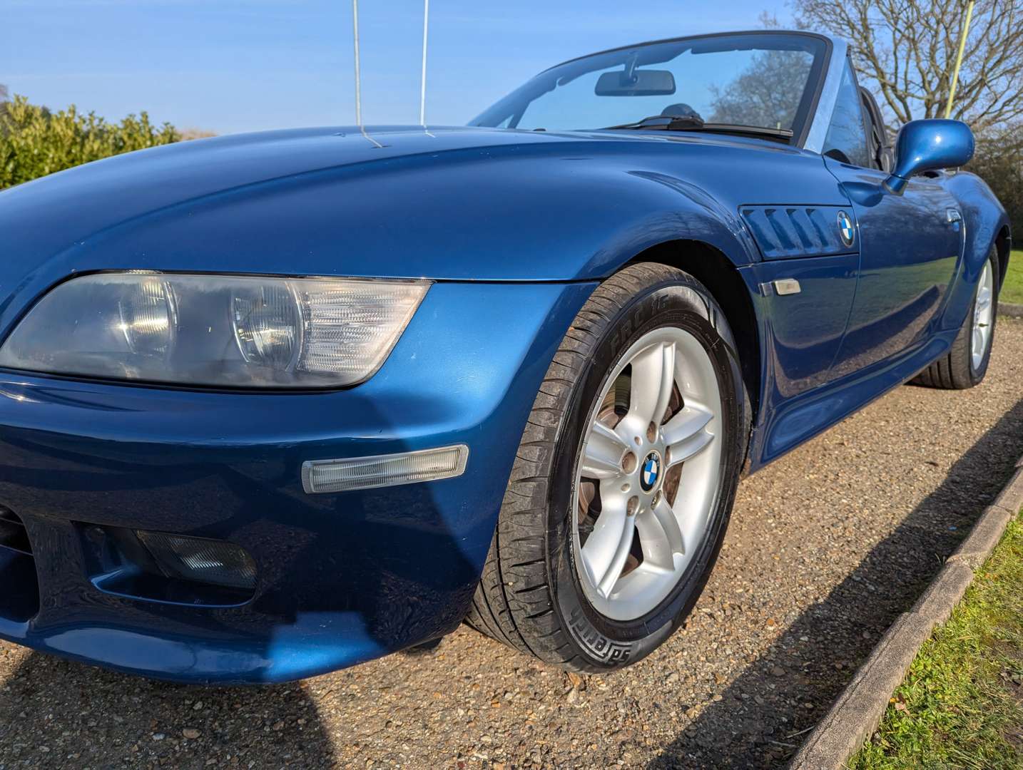 <p>2000 BMW Z3 2.0 M-SPEC</p>