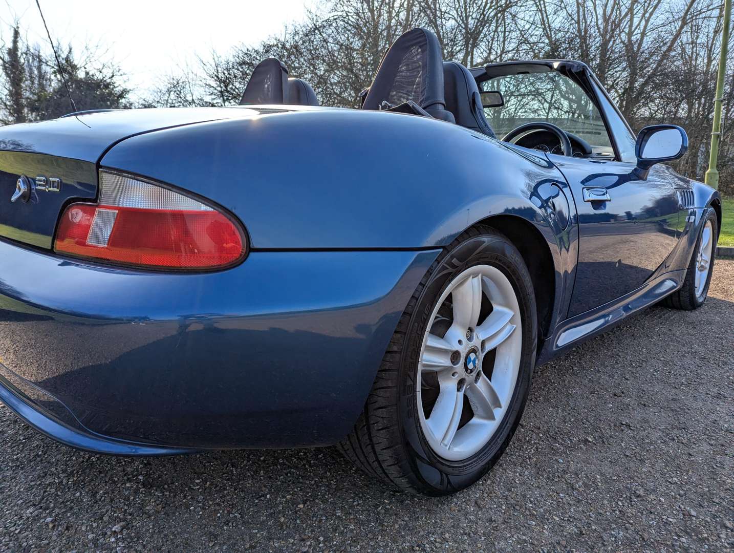 <p>2000 BMW Z3 2.0 M-SPEC</p>