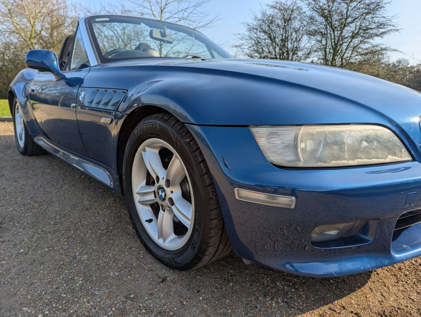 <p>2000 BMW Z3 2.0 M-SPEC</p>