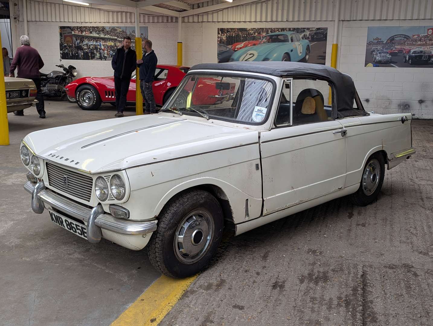 <p>1967 TRIUMPH VITESSE CONVERTIBLE&nbsp;</p>