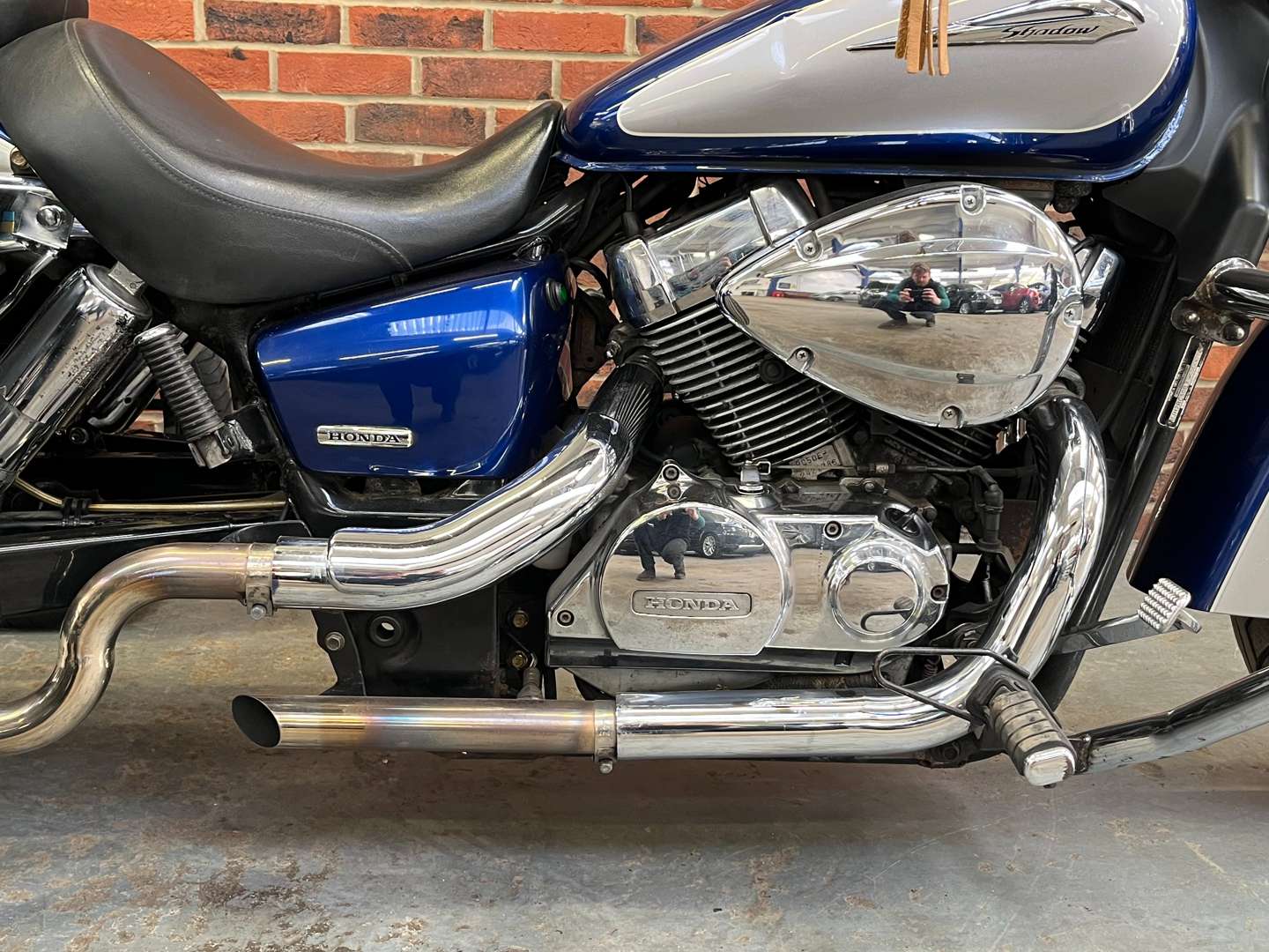 <p>2009 HONDA SHADOW 750 TRICYCLE</p>