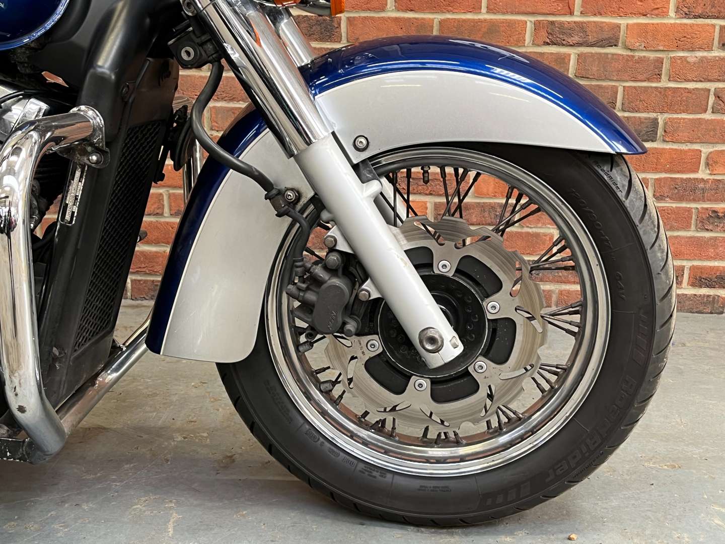 <p>2009 HONDA SHADOW 750 TRICYCLE</p>