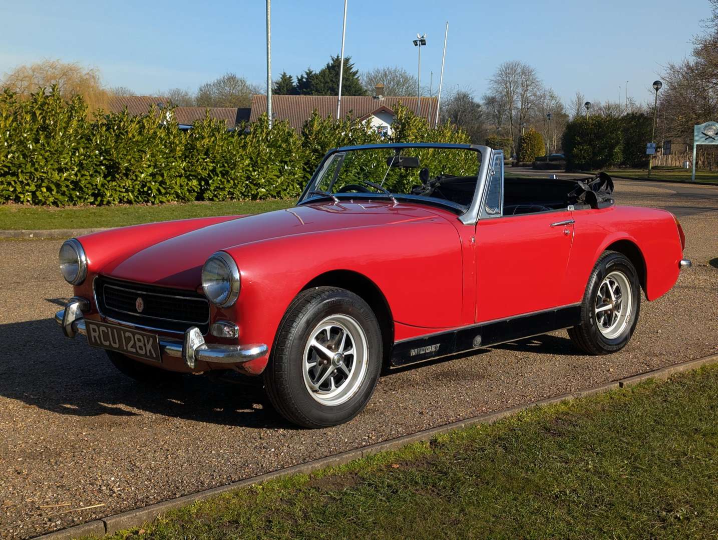 <p>1972 MG MIDGET</p>