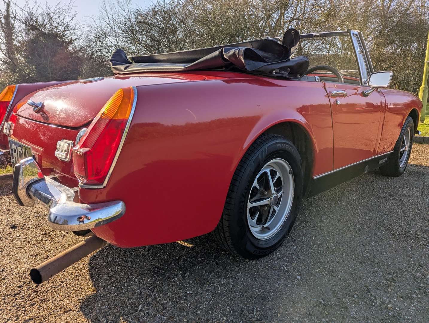 <p>1972 MG MIDGET</p>
