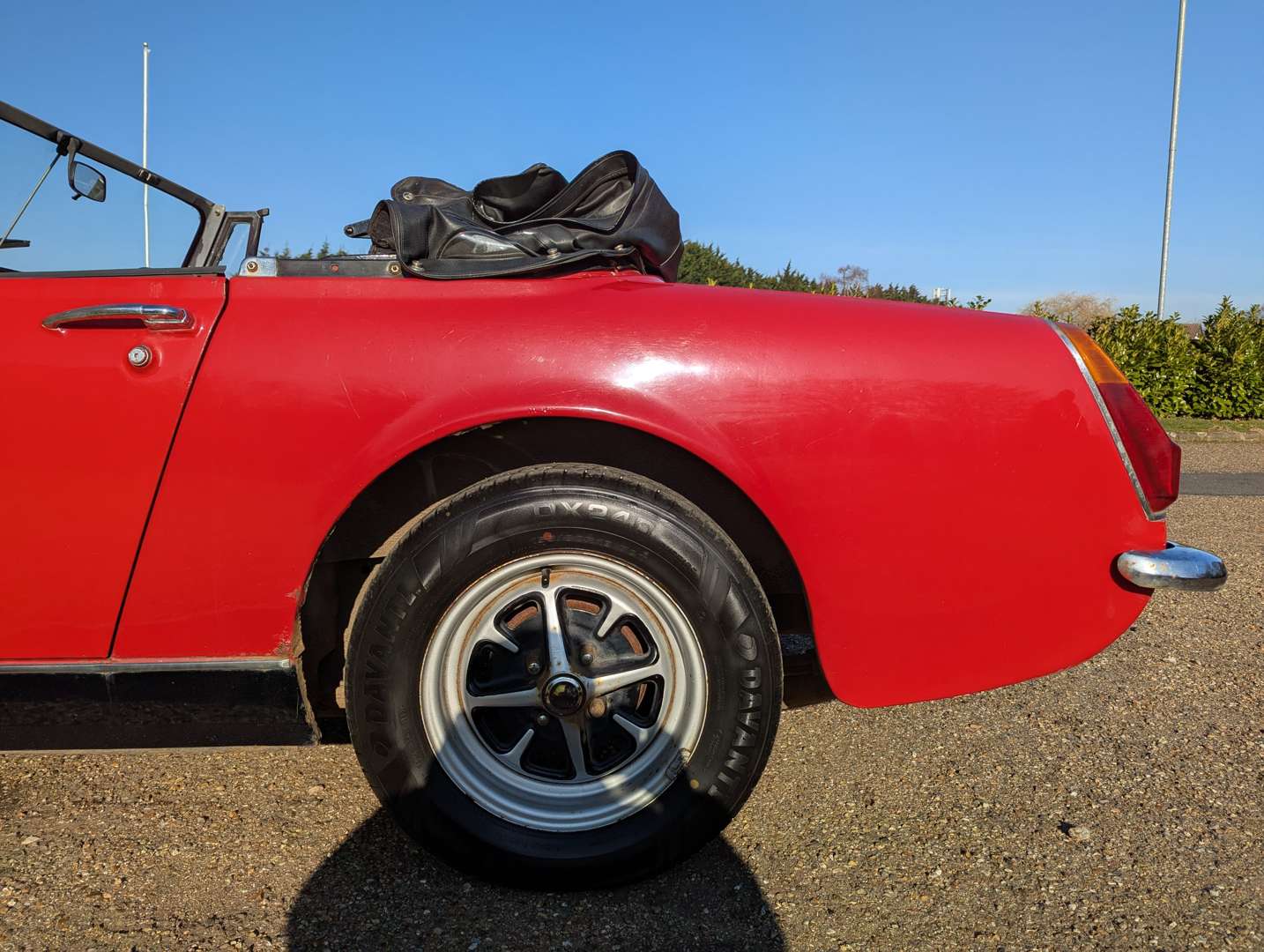 <p>1972 MG MIDGET</p>