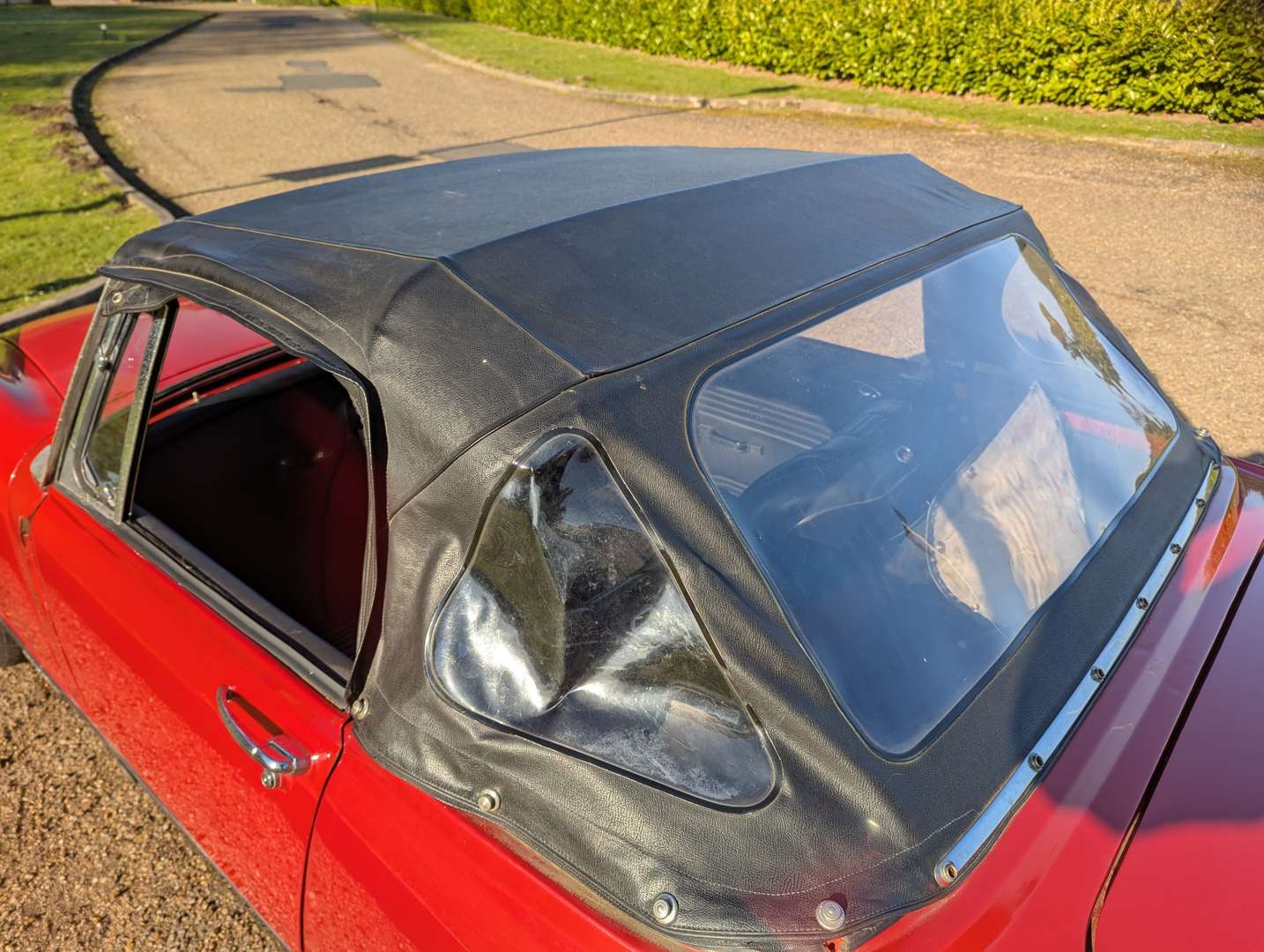 <p>1972 MG MIDGET</p>