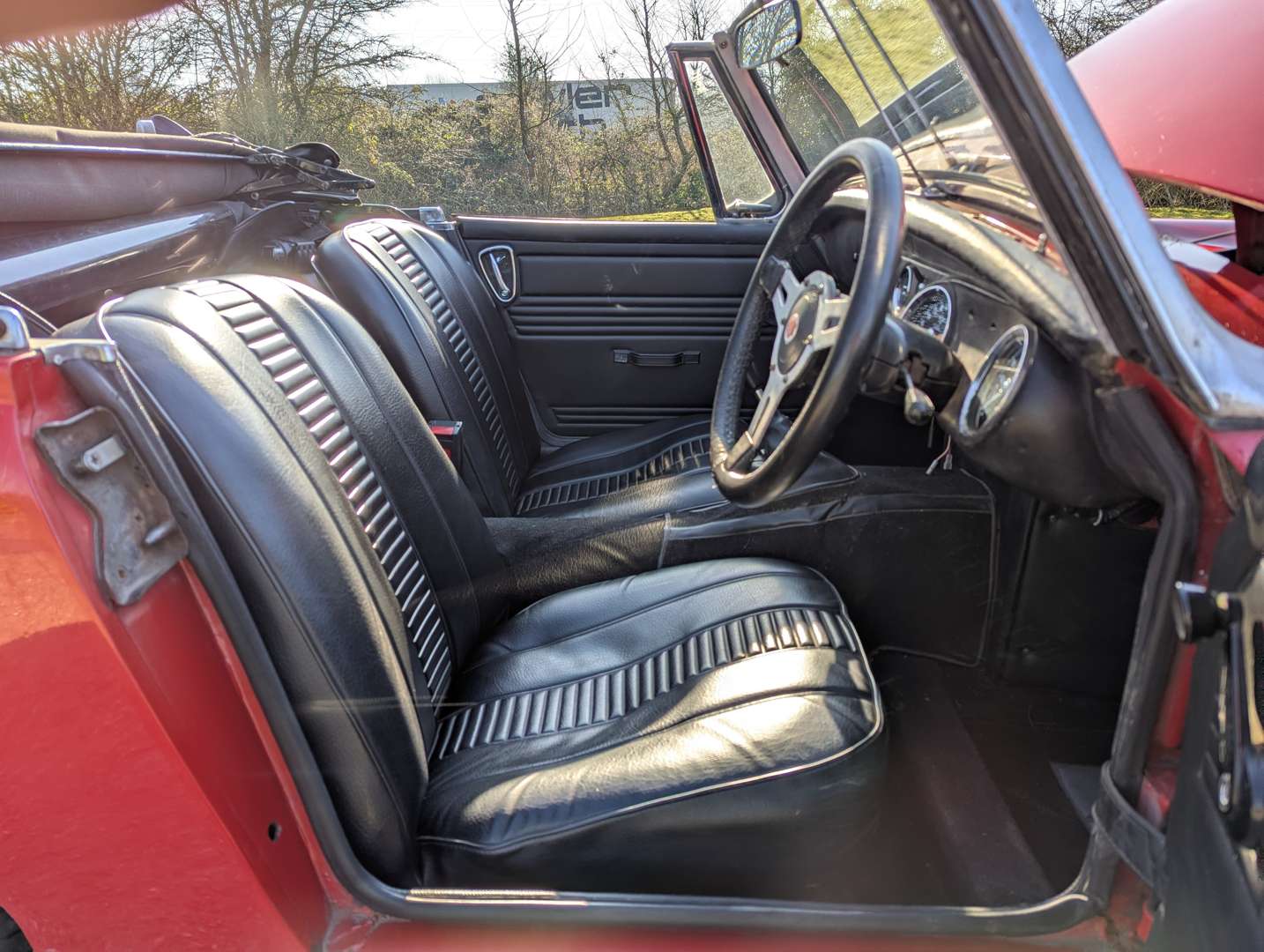 <p>1972 MG MIDGET</p>
