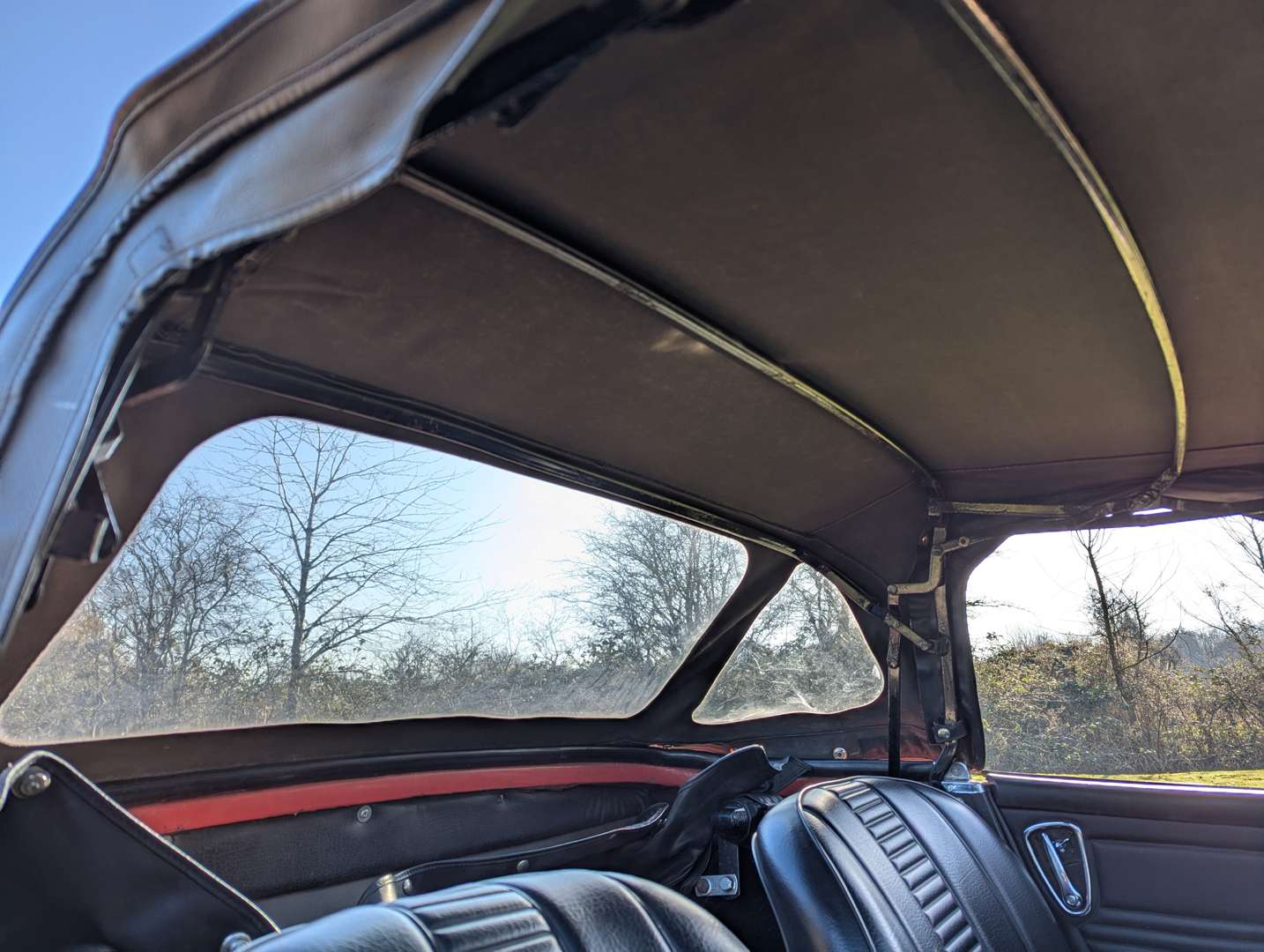 <p>1972 MG MIDGET</p>