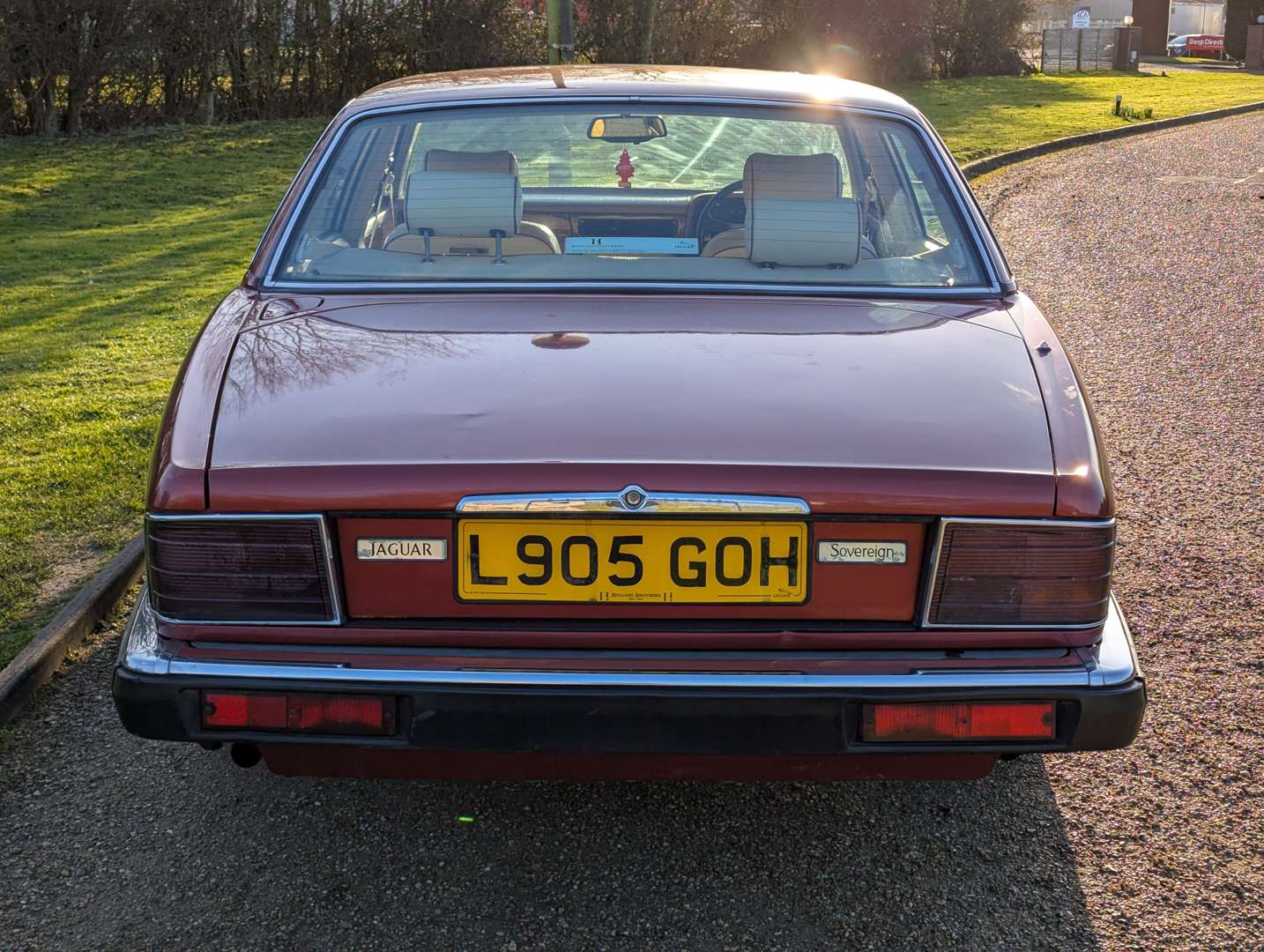 <p>1994 JAGUAR SOVEREIGN 4.0 AUTO</p>