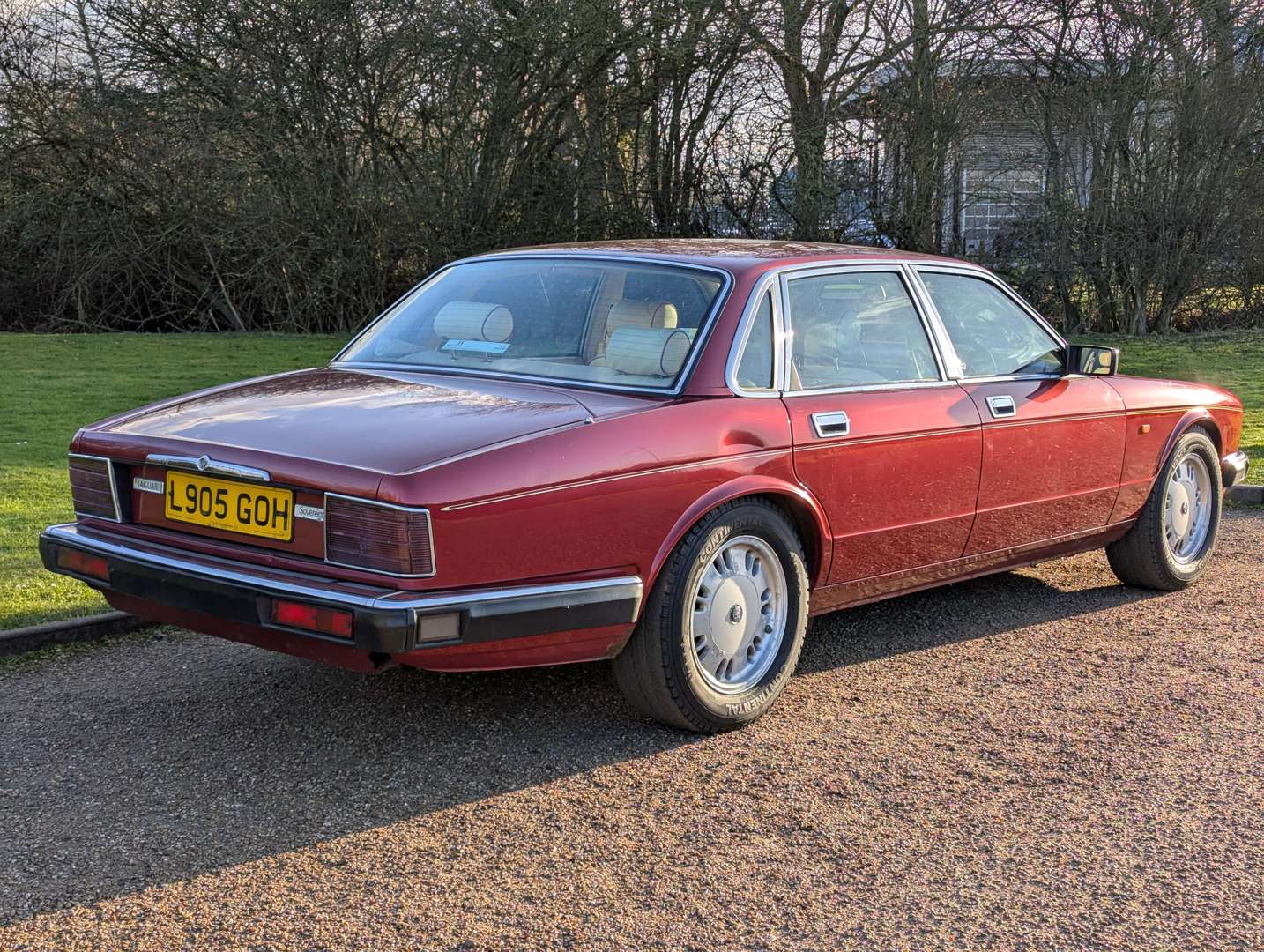 <p>1994 JAGUAR SOVEREIGN 4.0 AUTO</p>