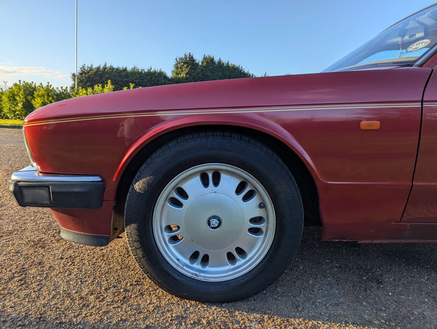 <p>1994 JAGUAR SOVEREIGN 4.0 AUTO</p>