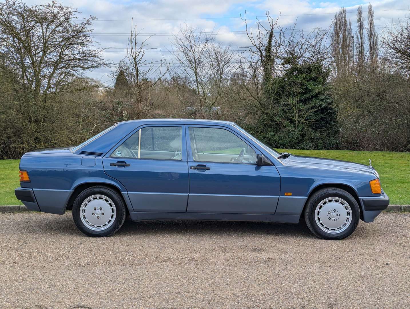 <p>1990 MERCEDES 190E 2.6 AUTO</p>