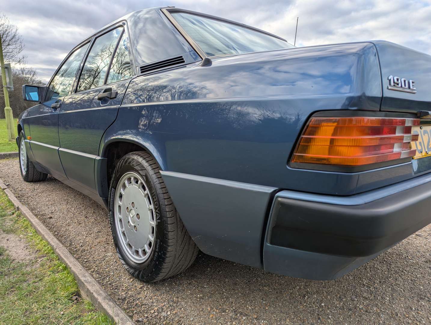 <p>1990 MERCEDES 190E 2.6 AUTO</p>