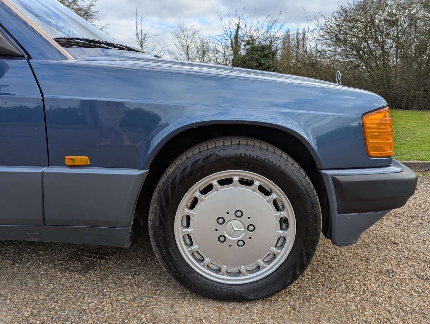 <p>1990 MERCEDES 190E 2.6 AUTO</p>