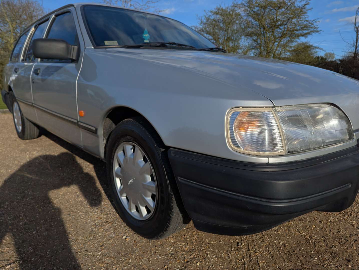 <p>1991 FORD SIERRA 1.6 LASER ESTATE</p>