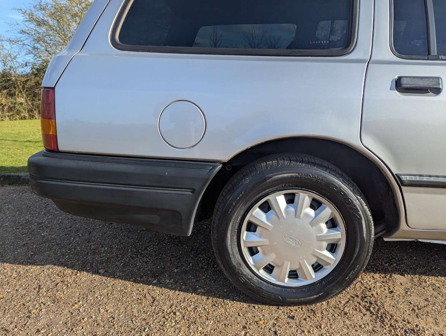 <p>1991 FORD SIERRA 1.6 LASER ESTATE</p>