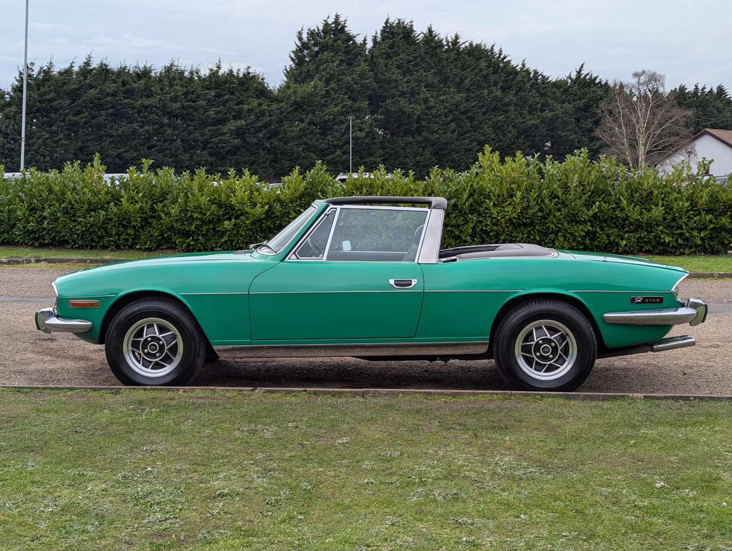 <p>1976 TRIUMPH STAG AUTO</p>
