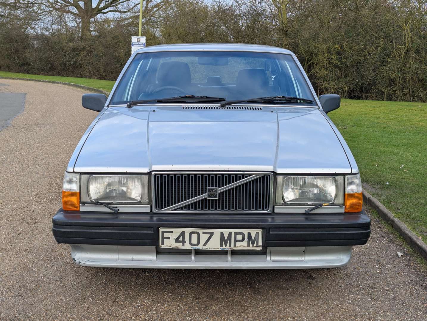 <p>1988 VOLVO 740 GLE</p>