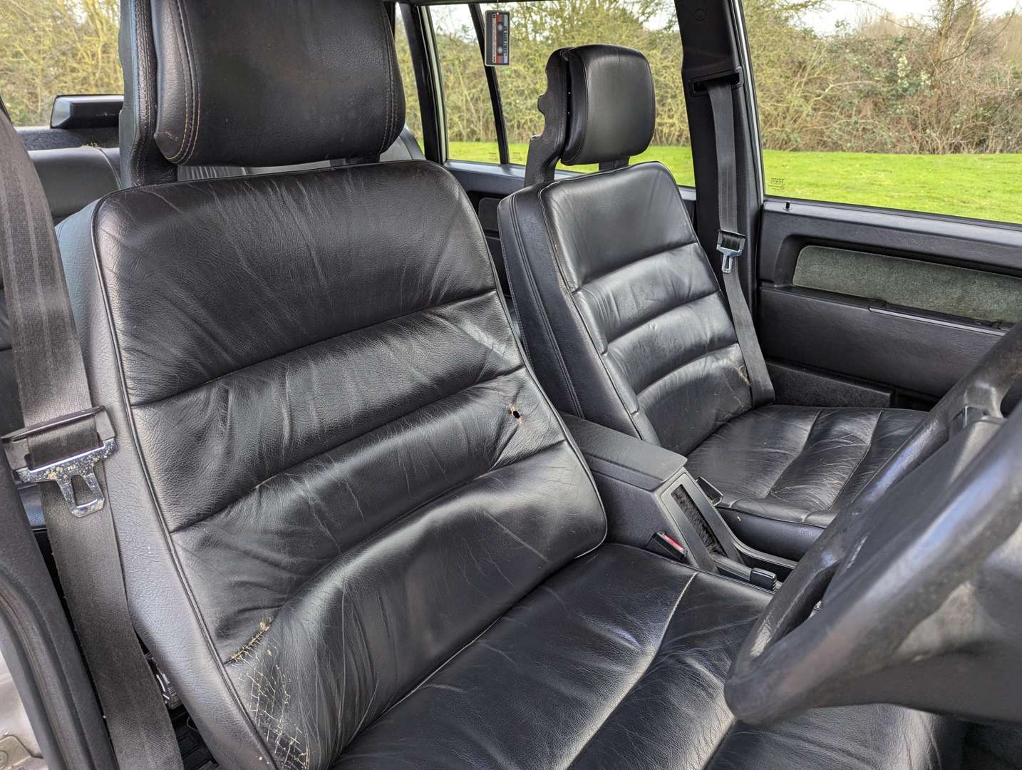 <p>1988 VOLVO 740 GLE</p>