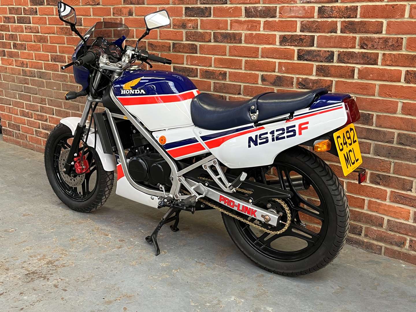 <p>1990 HONDA NS125F</p>