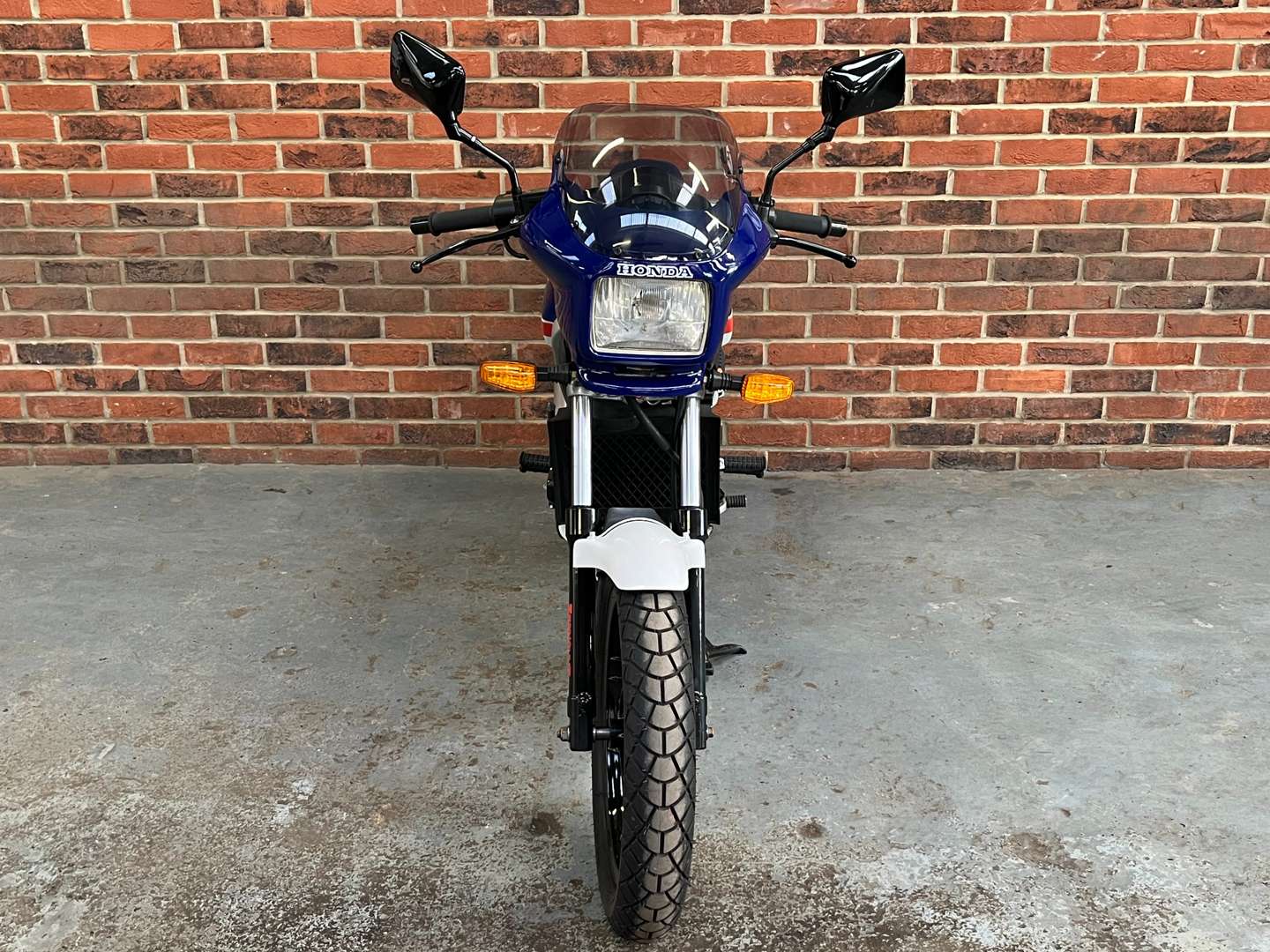 <p>1990 HONDA NS125F</p>