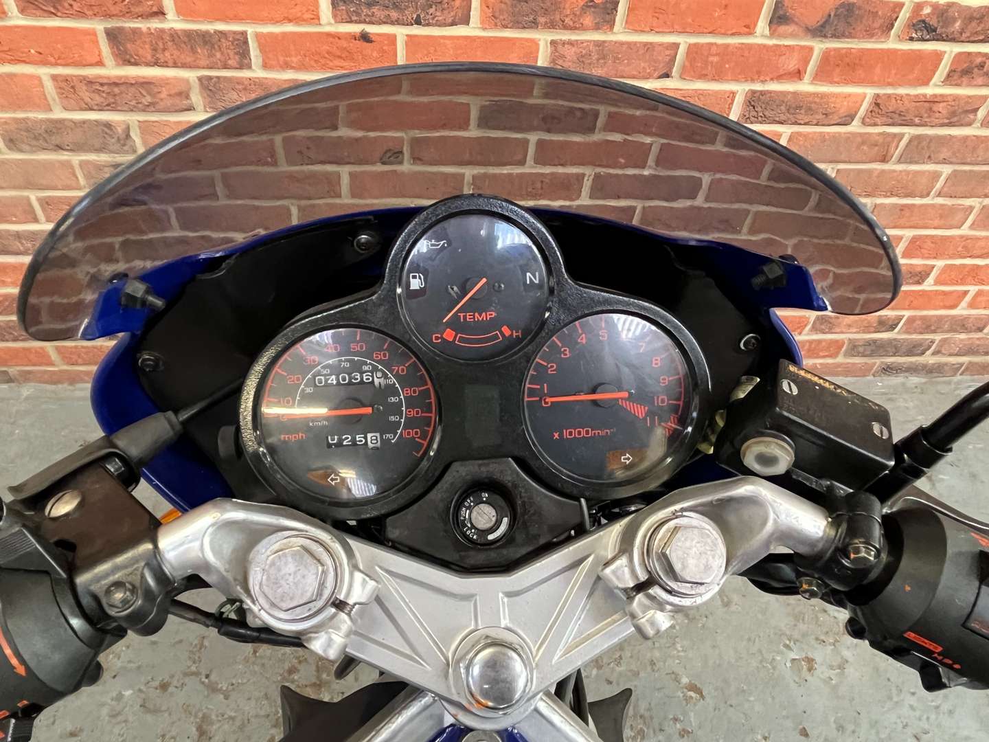 <p>1990 HONDA NS125F</p>