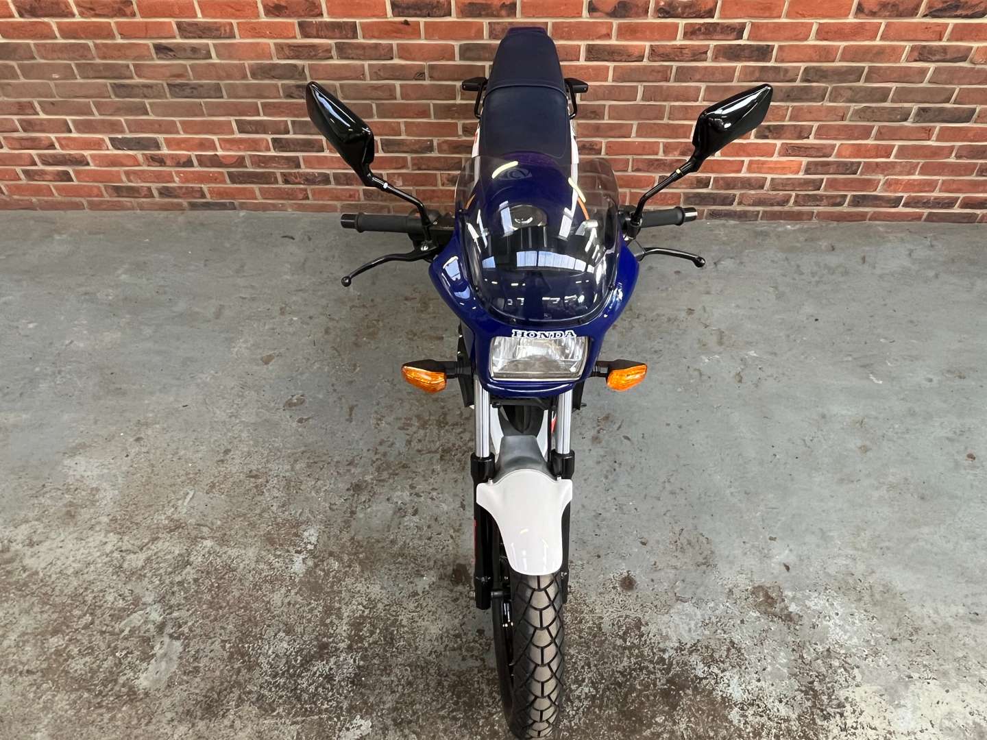 <p>1990 HONDA NS125F</p>