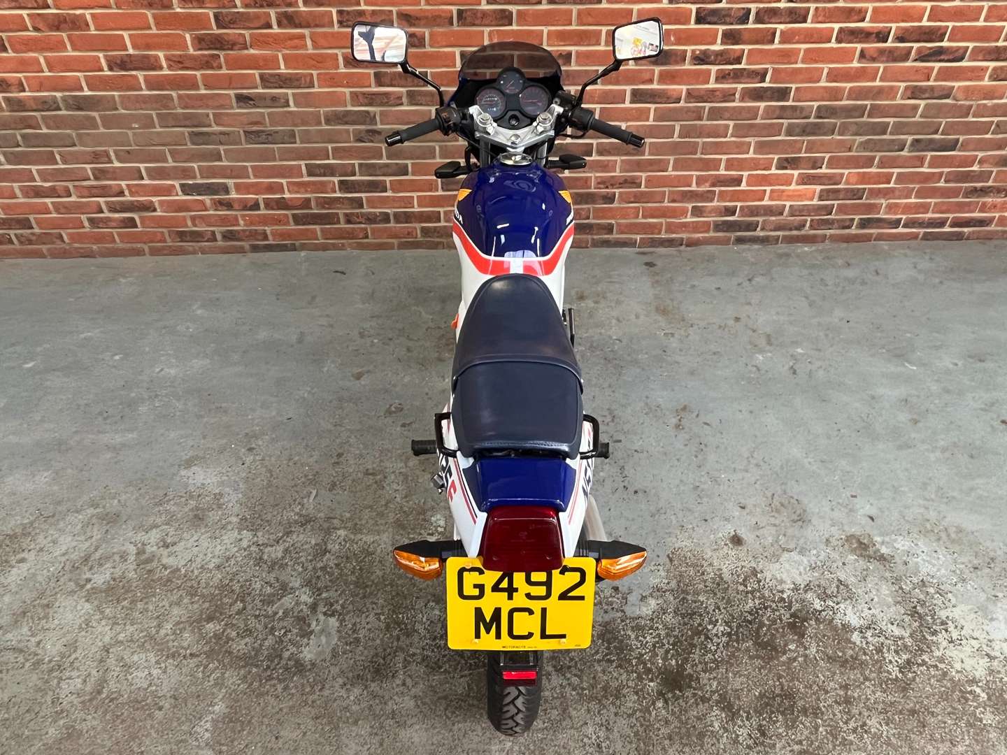 <p>1990 HONDA NS125F</p>