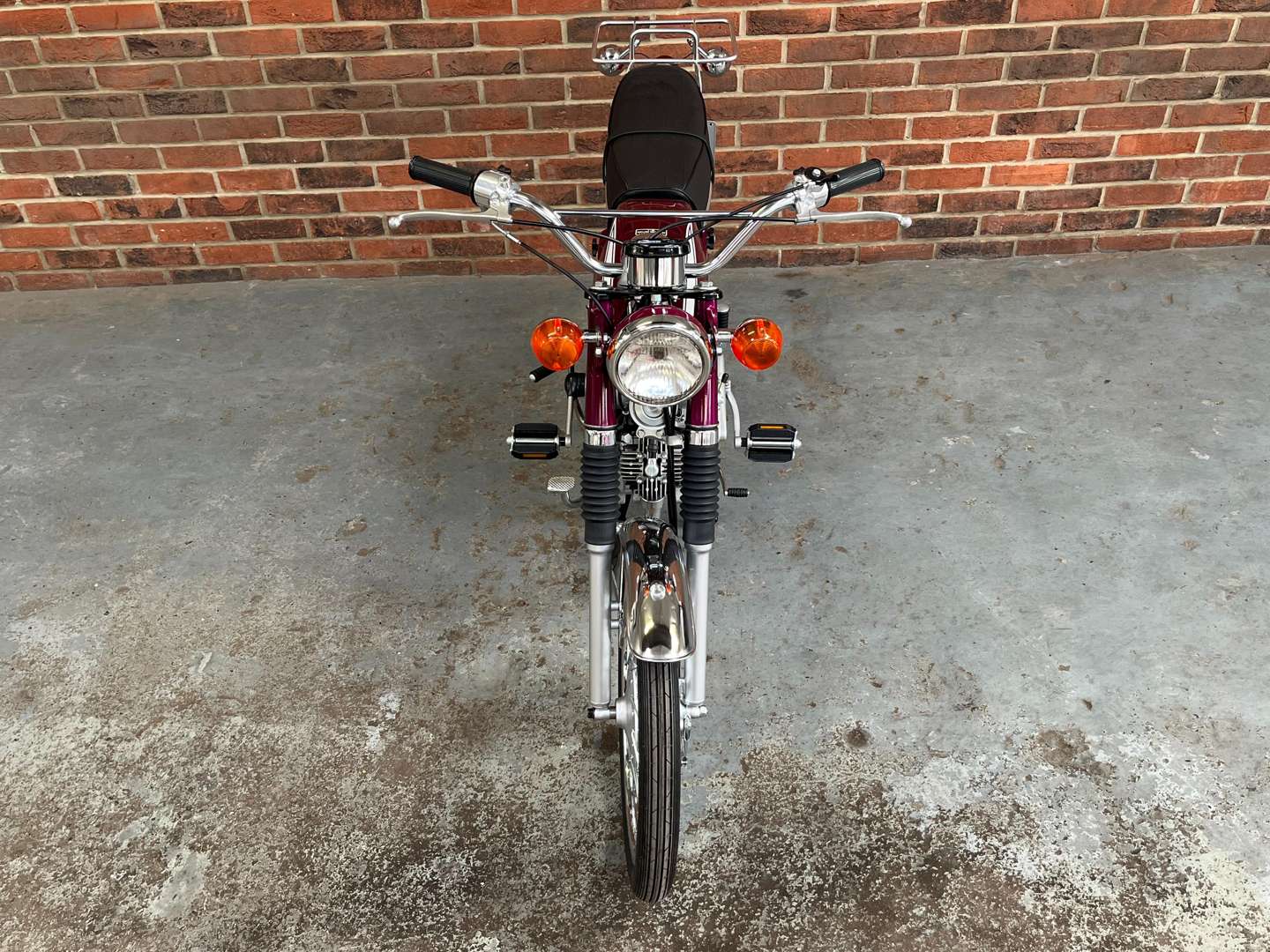 <p>1975 YAMAHA FS1E</p>