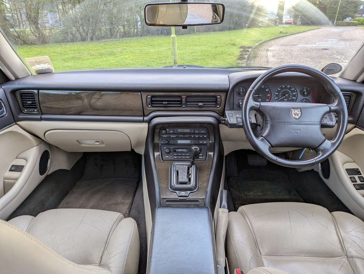 <p>1996 JAGUAR XJ6 SPORT AUTO</p>