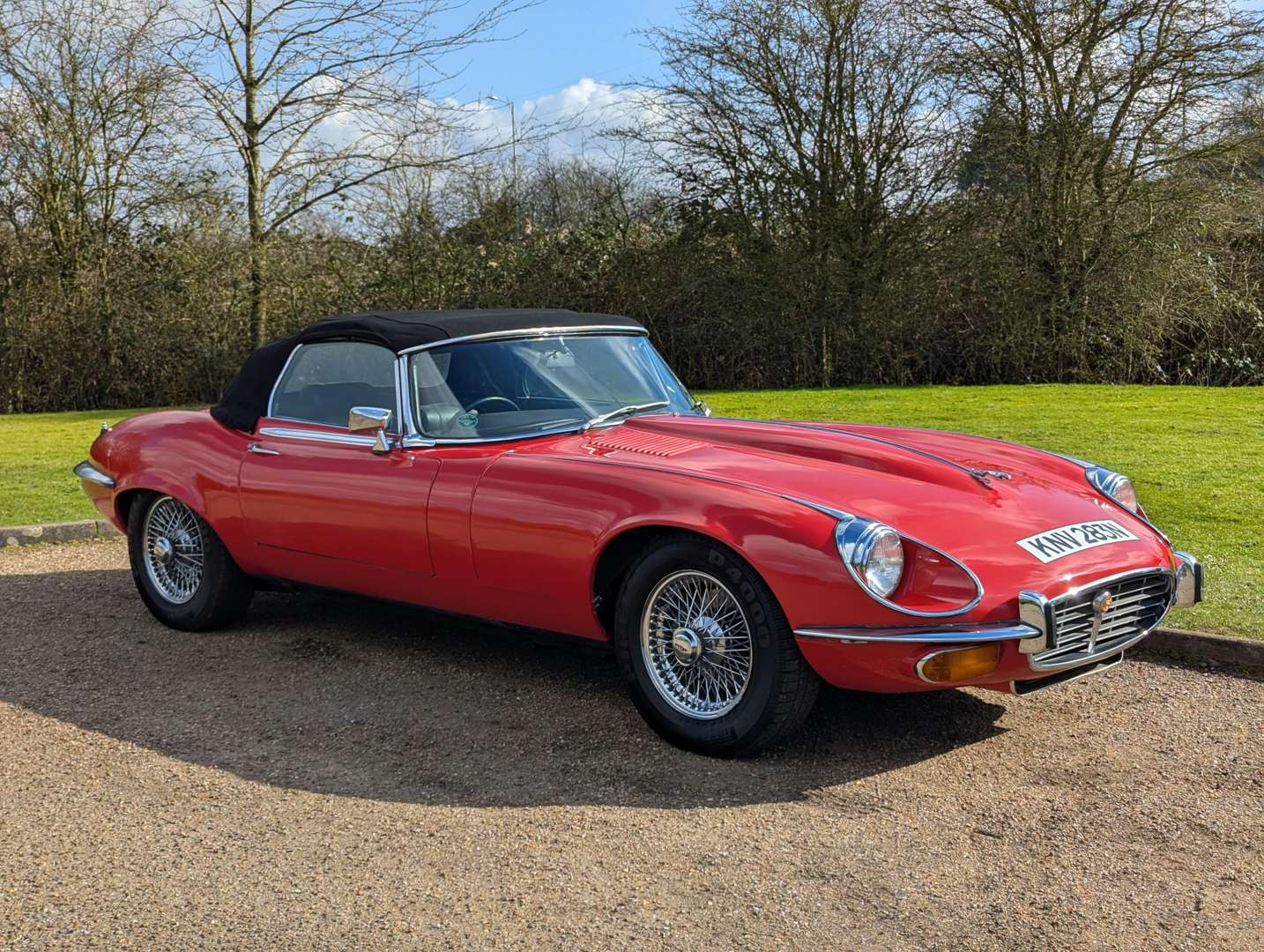 <p>1974 JAGUAR E-TYPE 5.3 V12 AUTO ROADSTER SERIES 3</p>