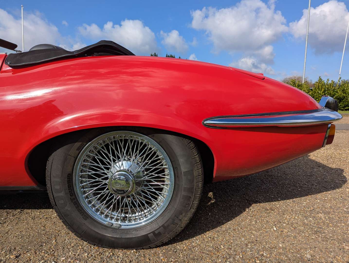 <p>1974 JAGUAR E-TYPE 5.3 V12 AUTO ROADSTER SERIES 3</p>