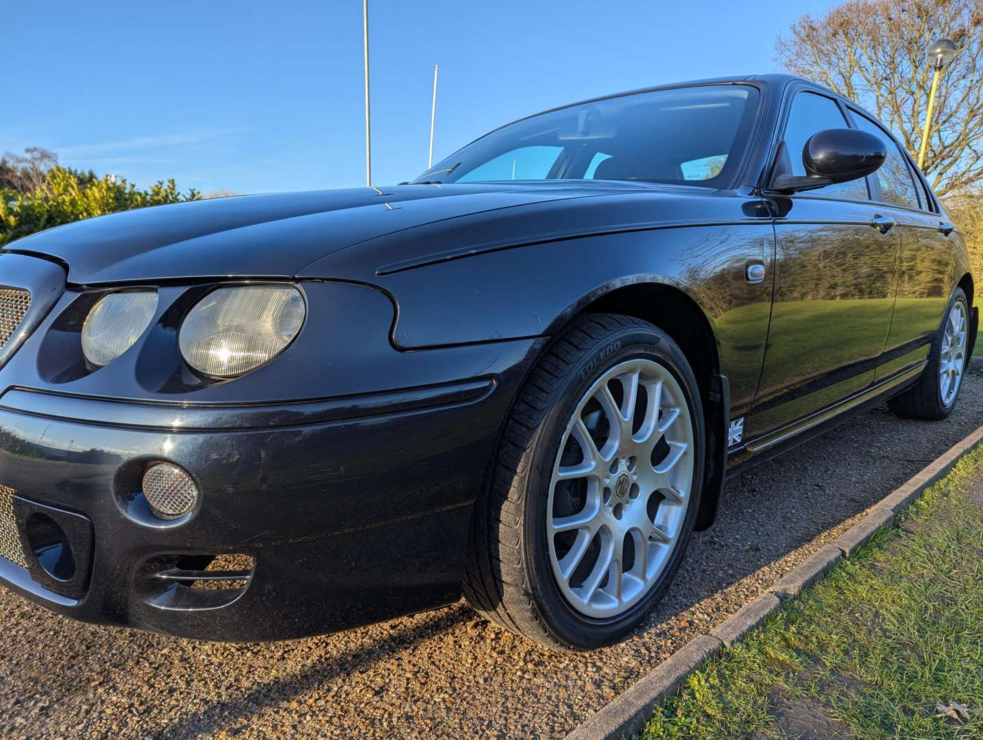 <p>2003 MG ZT+</p>