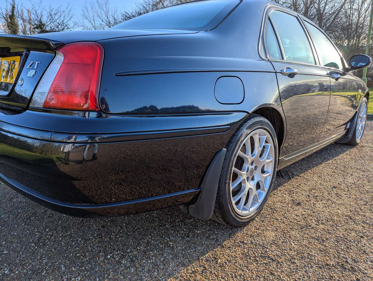 <p>2003 MG ZT+</p>