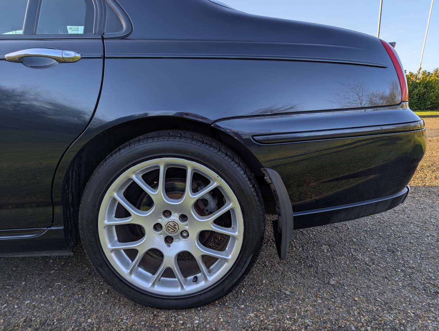 <p>2003 MG ZT+</p>