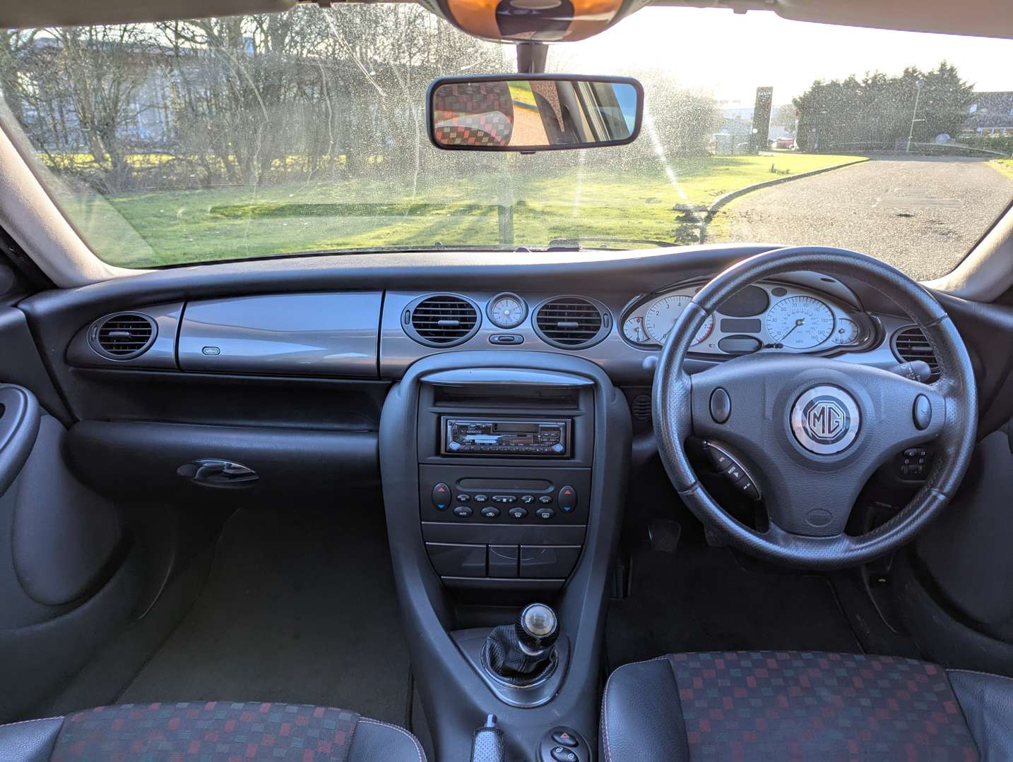<p>2003 MG ZT+</p>