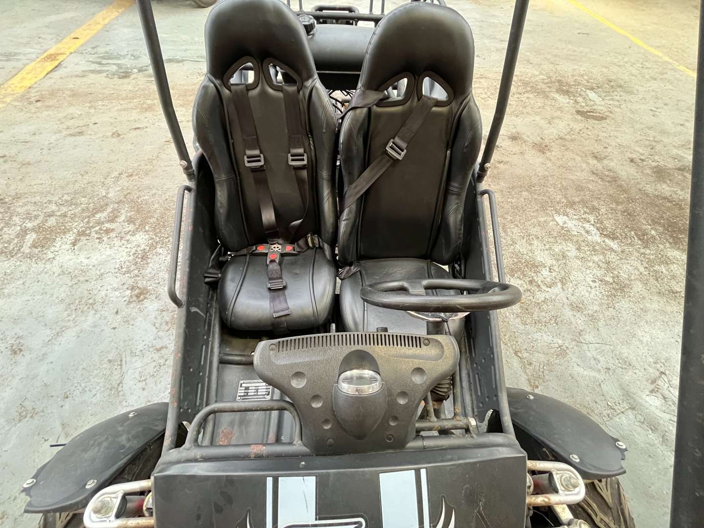 <p>2016 HAMMERHEAD BUGGY</p>