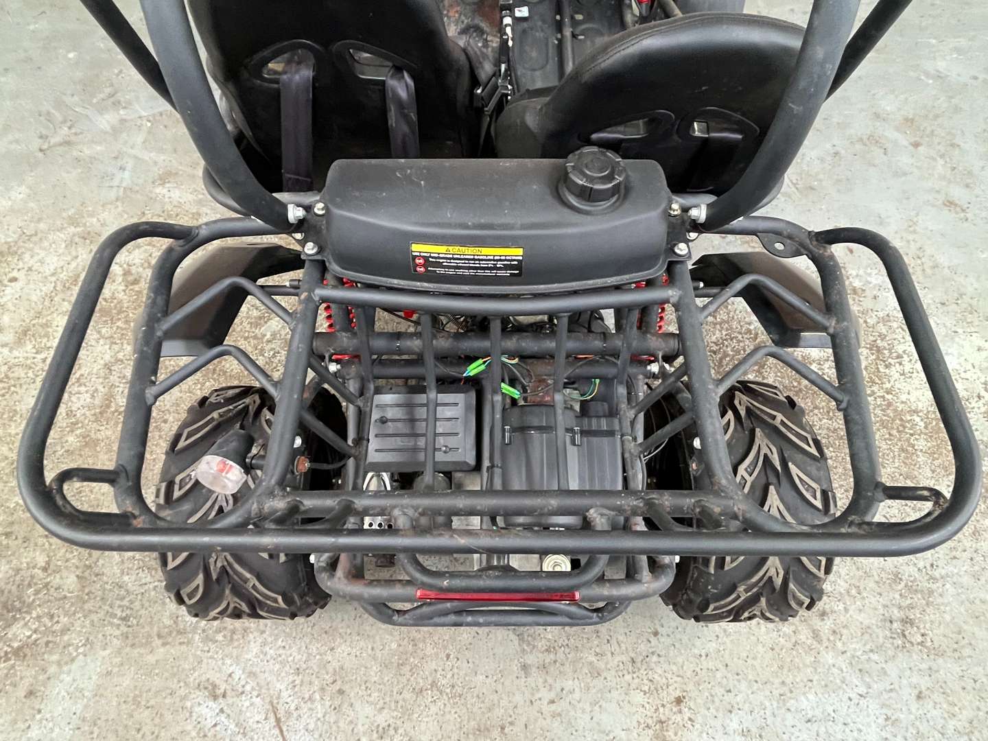<p>2016 HAMMERHEAD BUGGY</p>