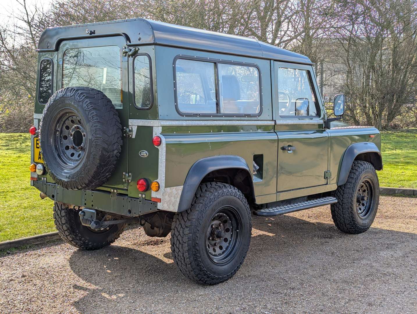 <p>1988 LAND ROVER DEFENDER 90</p>