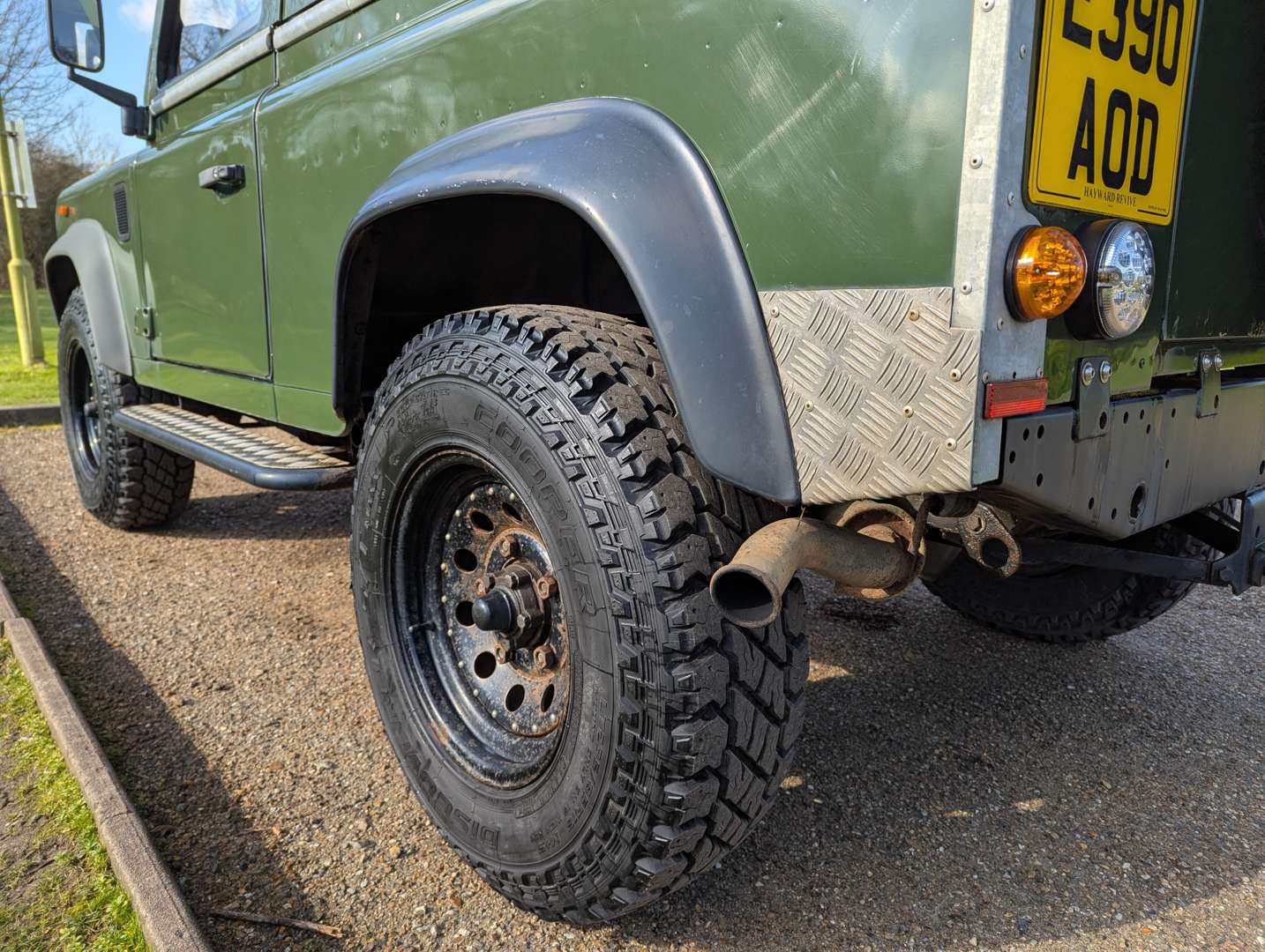 <p>1988 LAND ROVER DEFENDER 90</p>