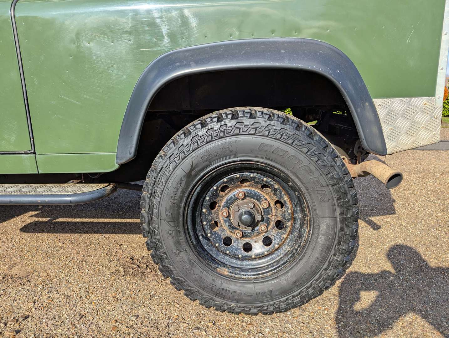 <p>1988 LAND ROVER DEFENDER 90</p>