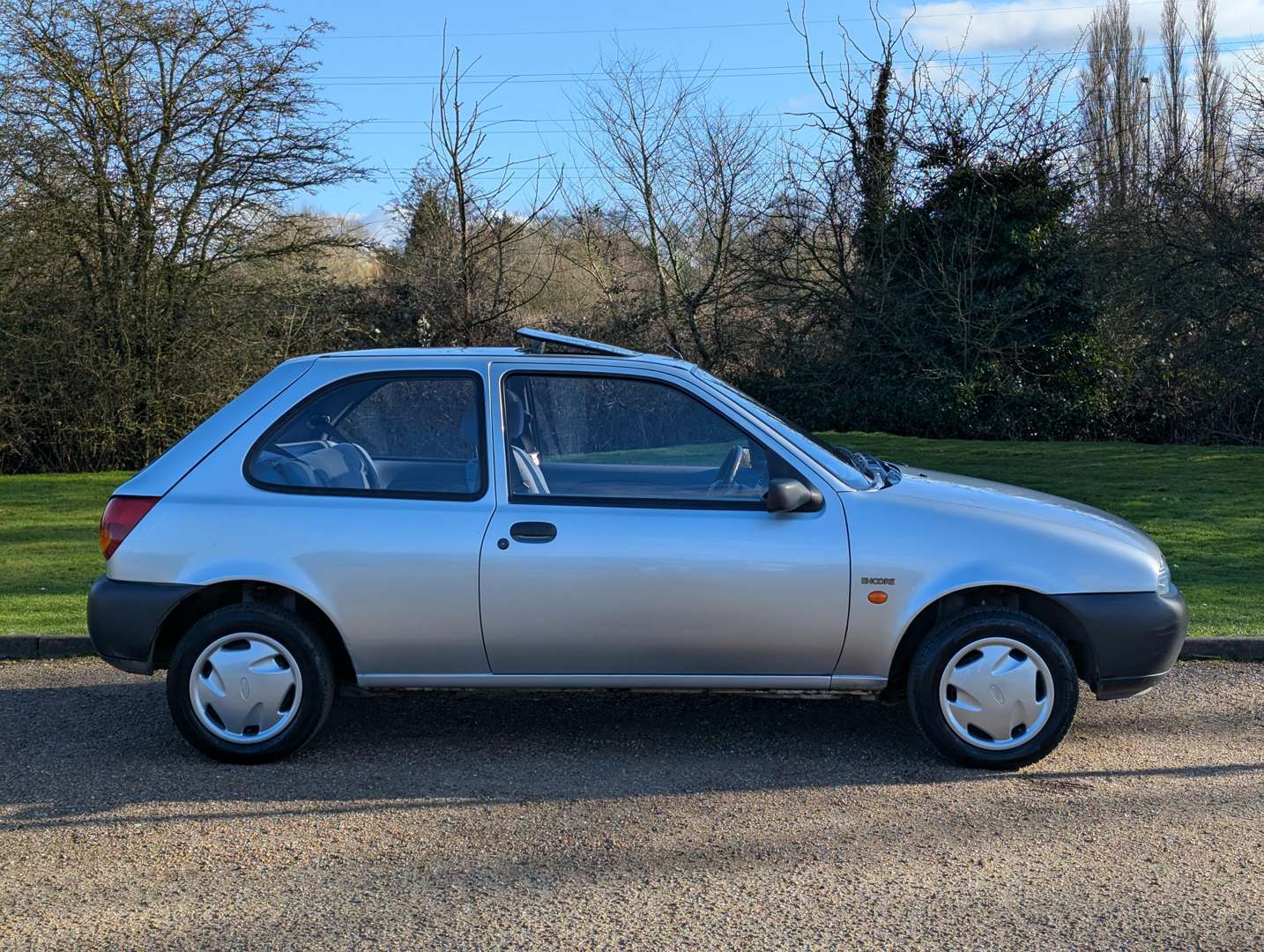 <p>1997 FORD FIESTA ENCORE</p>