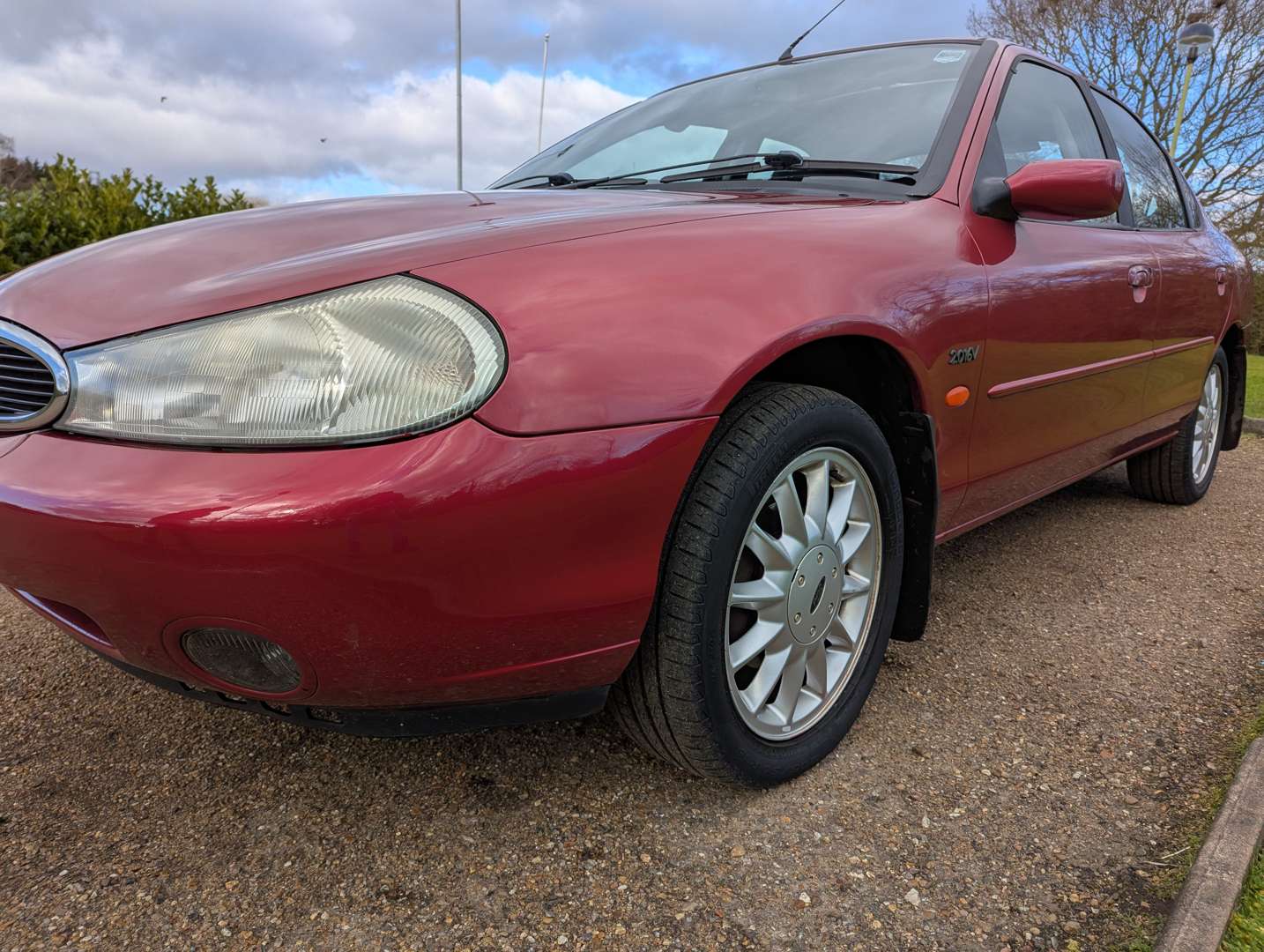 <p>2000 FORD MONDEO GHIA X 2.0 AUTO</p>